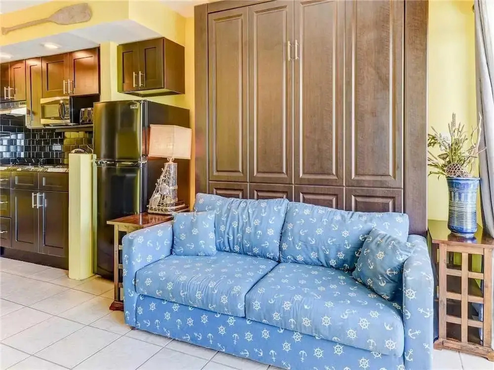Beacher's Lodge 307 by Distinctive Beach Rentals