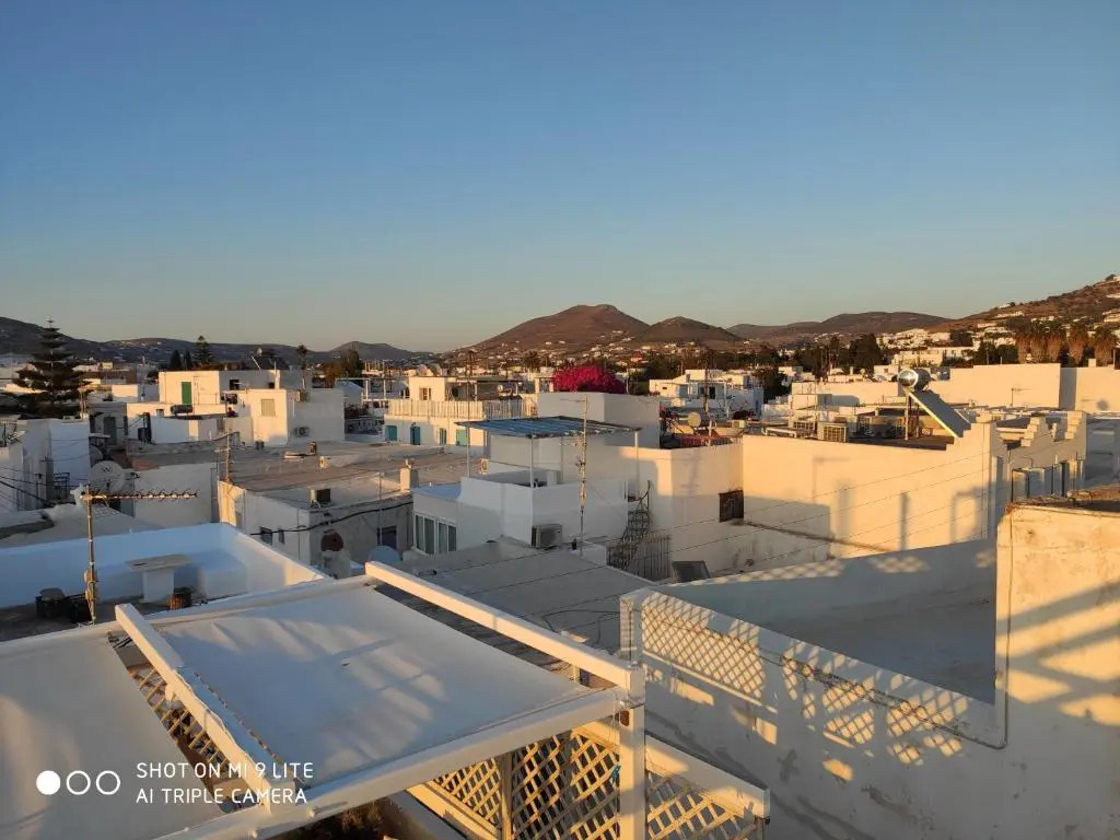 White cycladic town house with sea vew