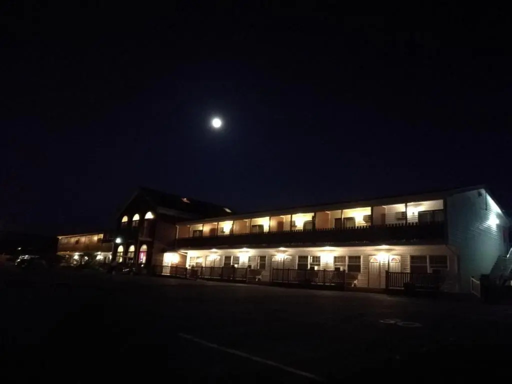 Lauries Inn