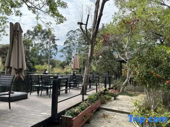 Mount Luofu Liujiashan Homestay