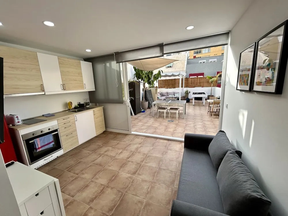 Kite & Surf Nomad House