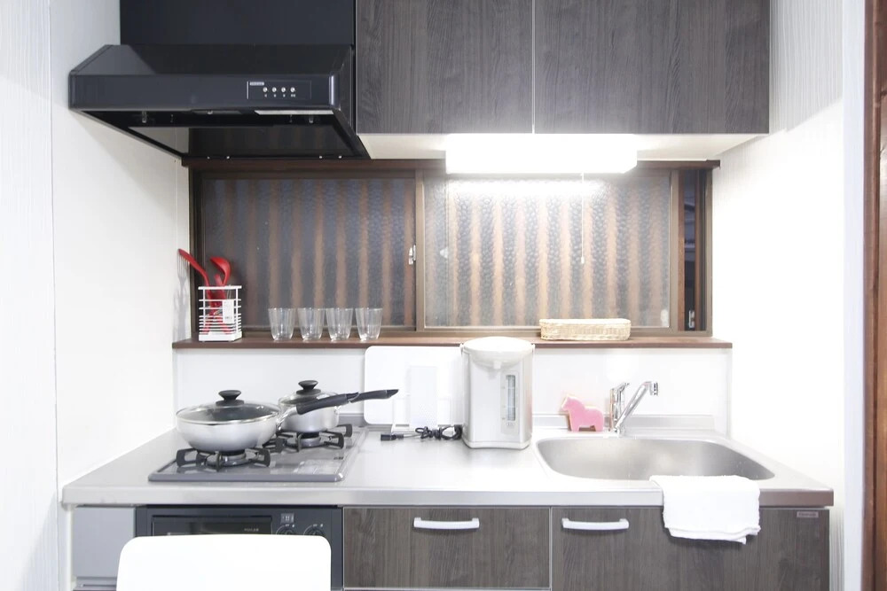 Ko's Apartment, Tatsumi West Station