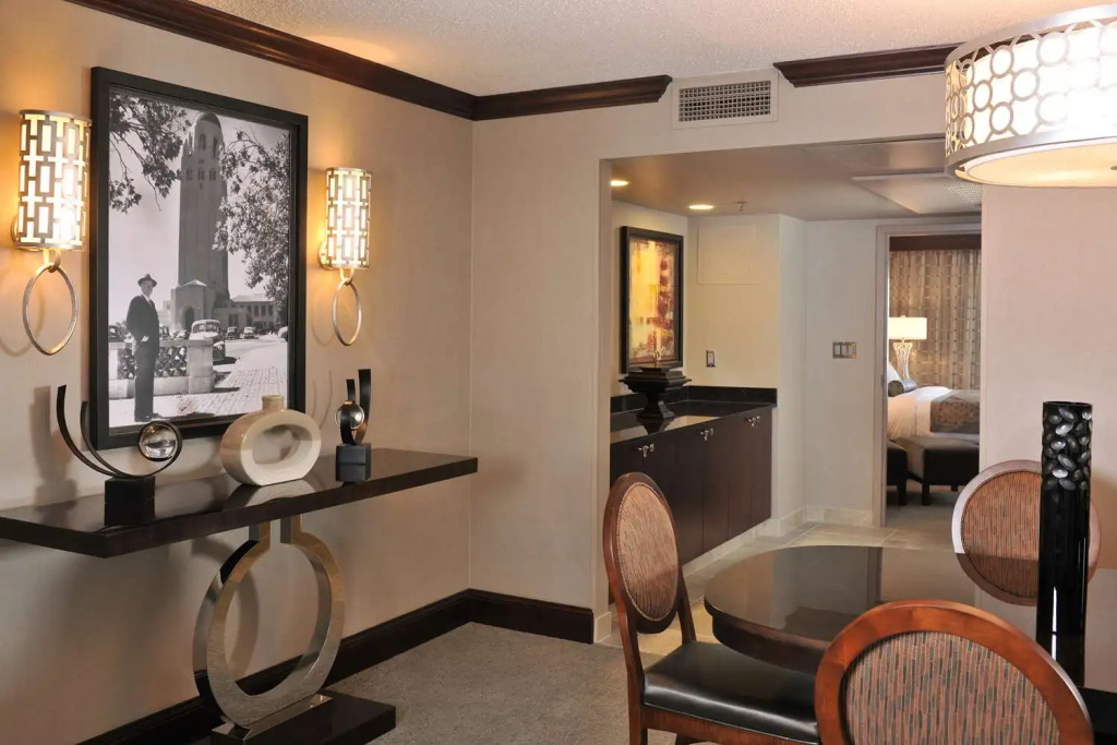 Embassy Suites Des Moines Downtown
