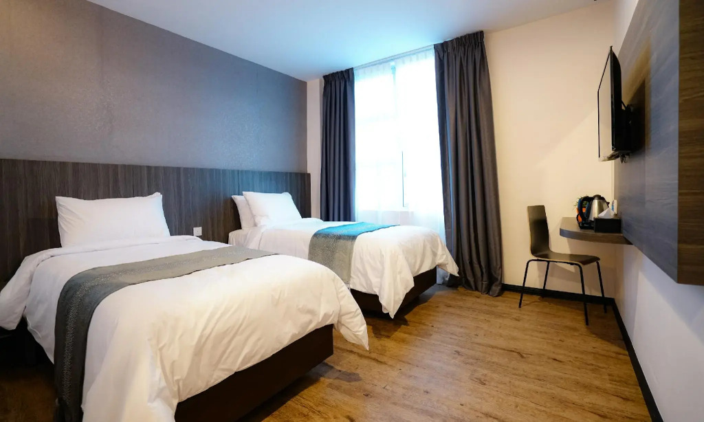 OYO 89386 Stay 365 Hotel