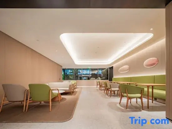 Ji Hotel (Chengdu High-tech Huirong International Plaza)