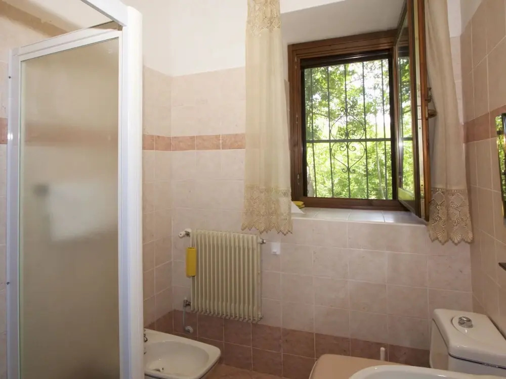 Vintage Cottage in Roccamorice with Garden