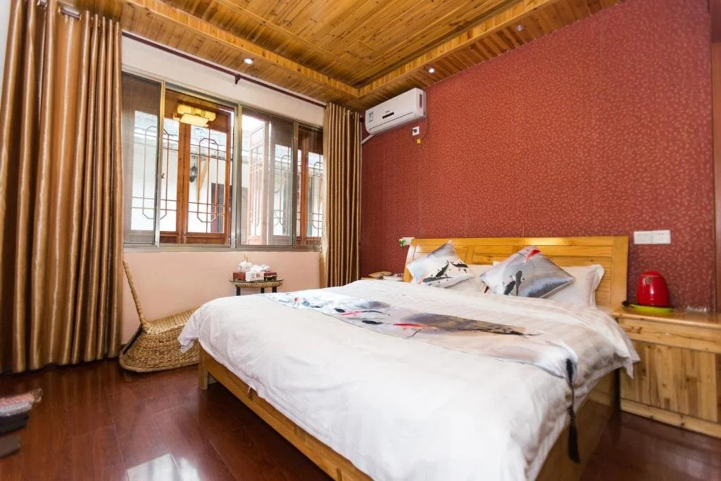Yiyun South Lake Gallery Boutique Hotel