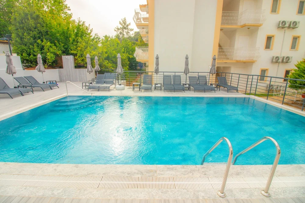 Celeste Hotel