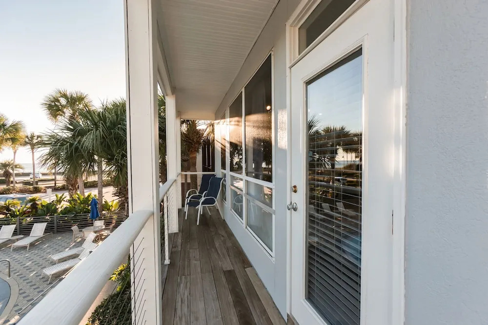 Scenic Duplex #11a 2 Bedrooms 2 Bathrooms Duplex