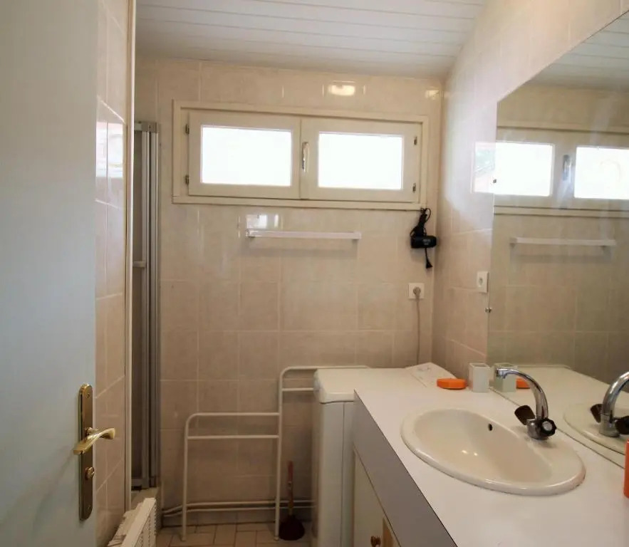 Maison 6 pers jardin clôturé à 300m de la plage