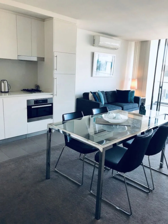 Wyndel Apartments - The Mint