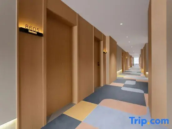Shunqian Business Hotel