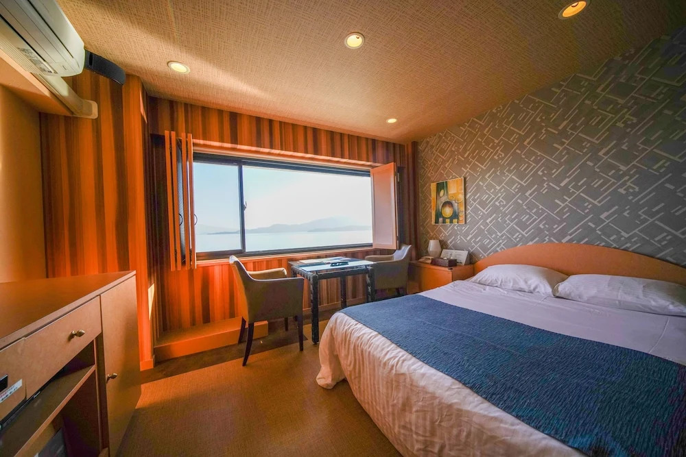 ホテル ラヴィアン HOTEL Lavien