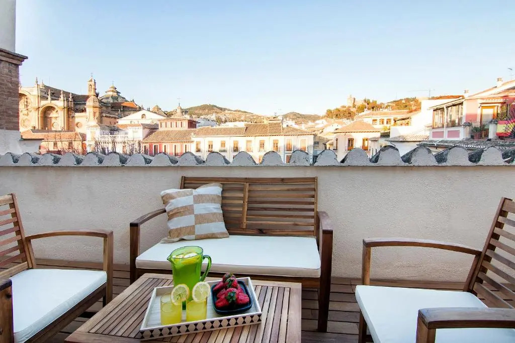 Chezmoihomes Bibrambla penthouse over Cathedral