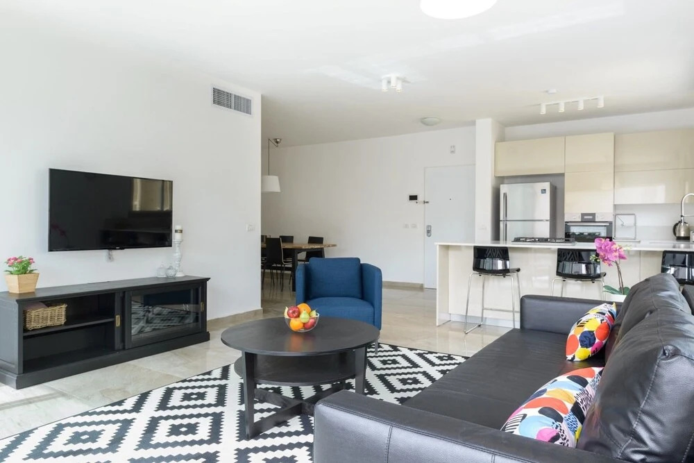 3 BDR Balcony W Parking by Banana Beach