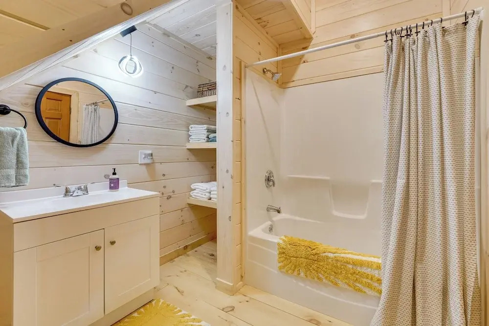 Dock + Kayaks: Annabessacook Lake Retreat!