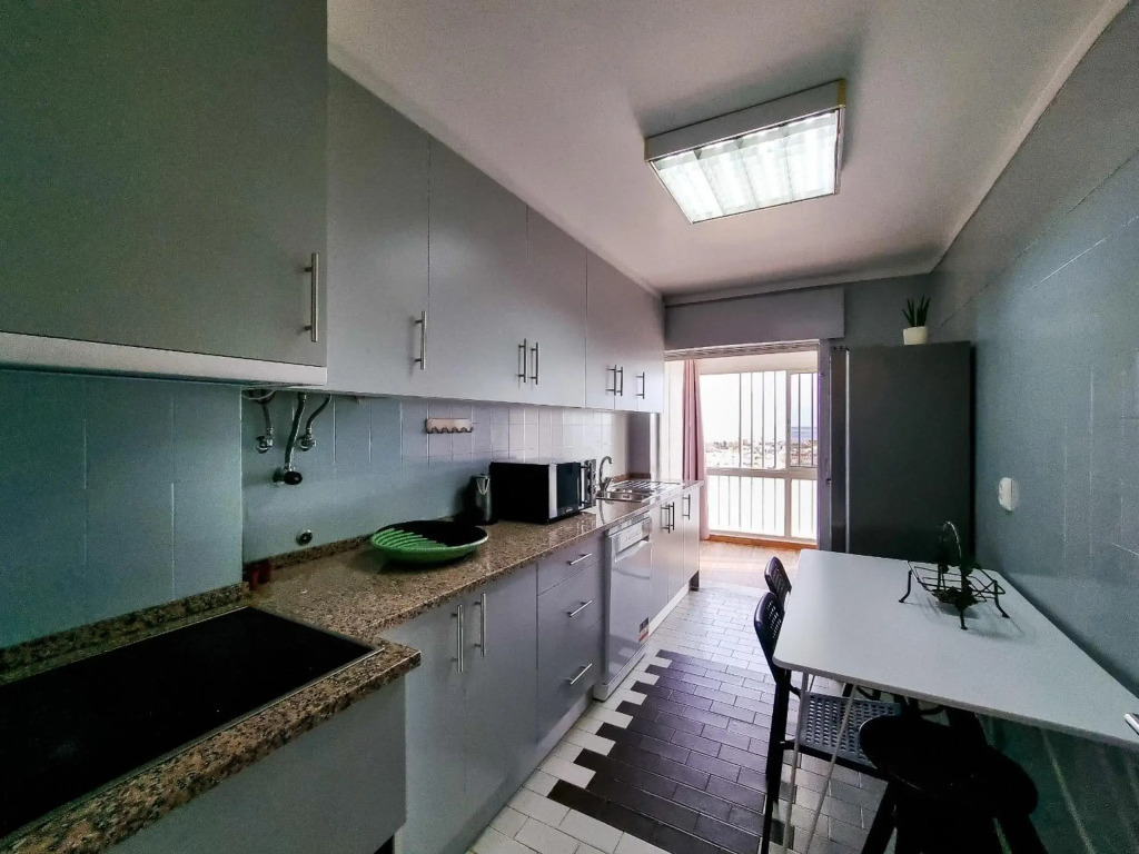 FLH Faro Family Flat with Balcony