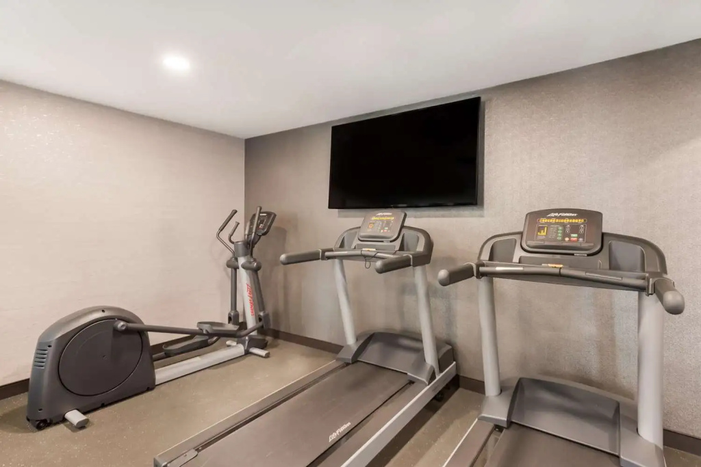Best Western Fishkill Inn & Suites