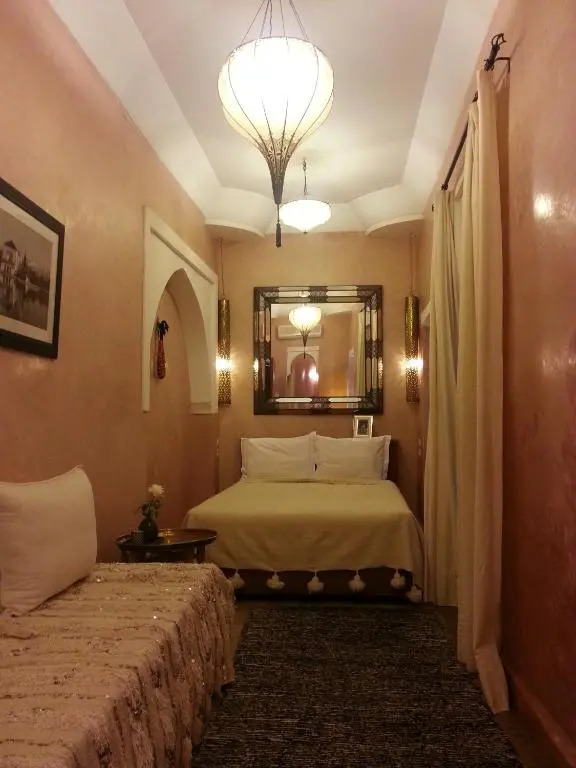Riad AZZA