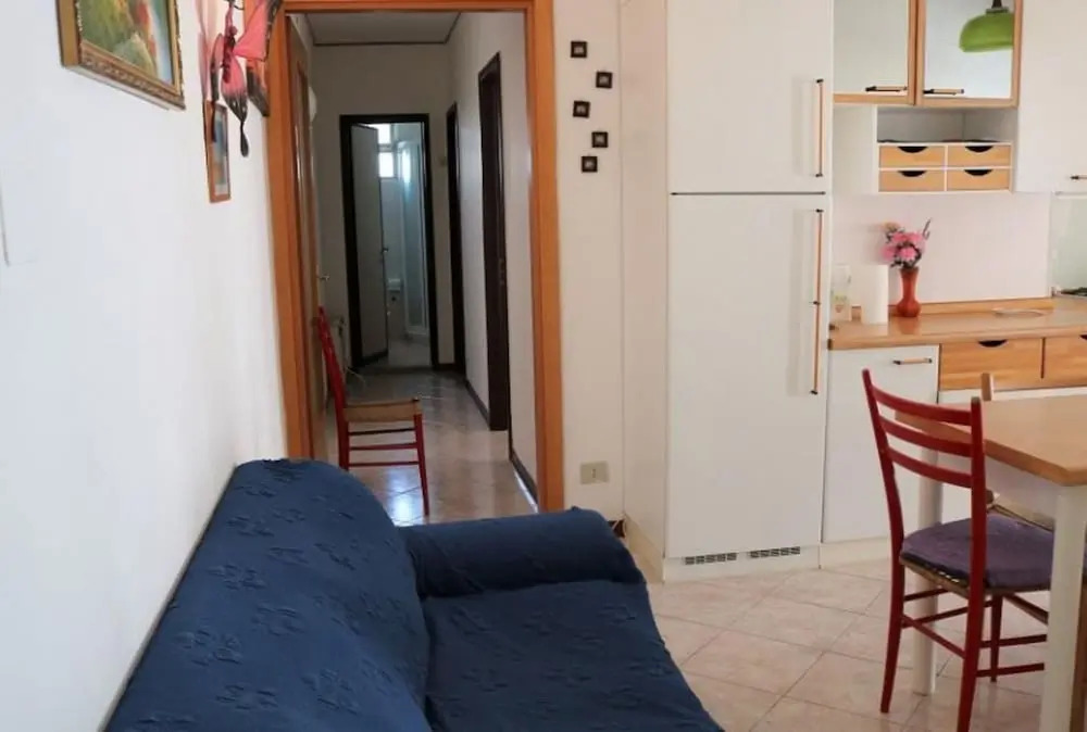 Cozy Charm Near the Beach-beahost