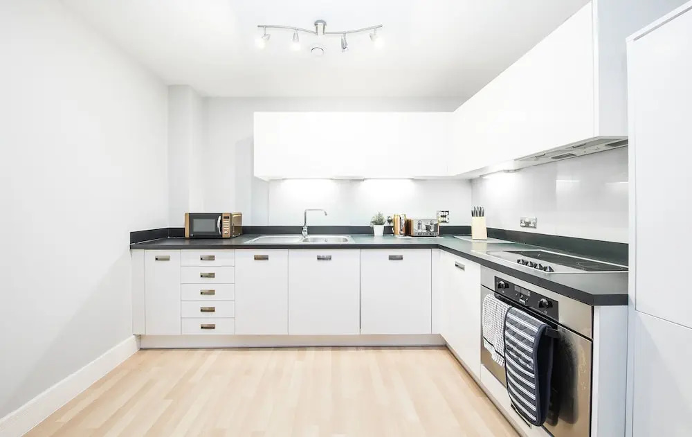 First Stay Apartments - The Postbox Suite