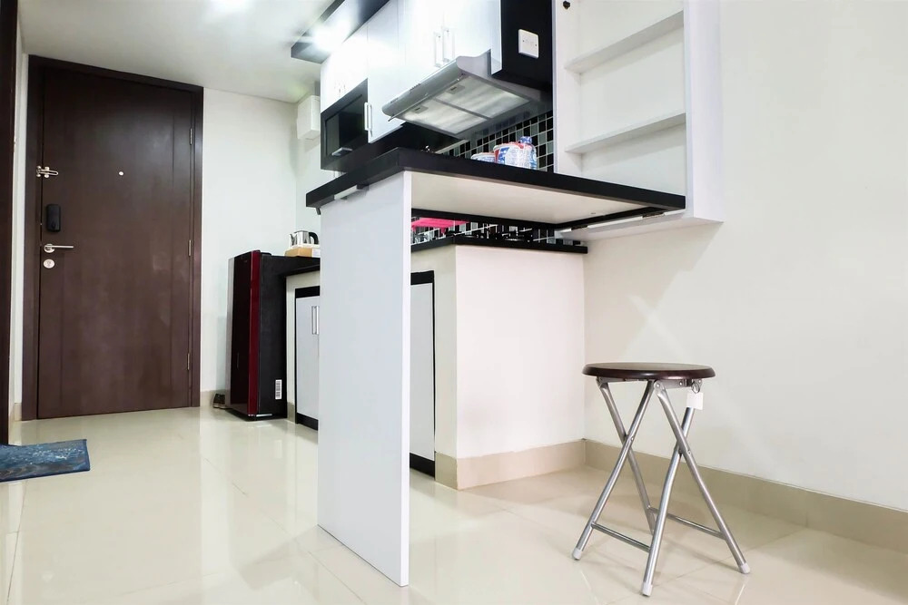 Suite Studio Room near Pancoran and MT Haryono