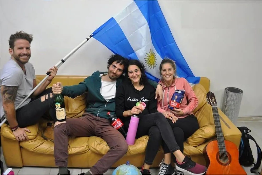 Los Mochileros hostel