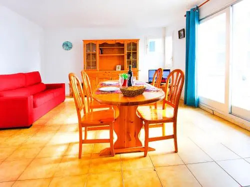 Apartment Platja de Roses-2 by Interhome