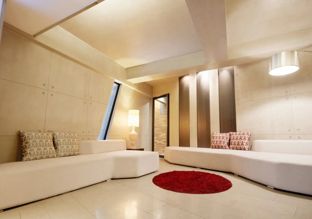 Tria Hotel