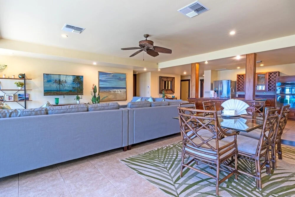 K B M Resorts- Hale-1470 Presidential 3bd, 3ba Beach-front Estate, A/c, Private Yard!