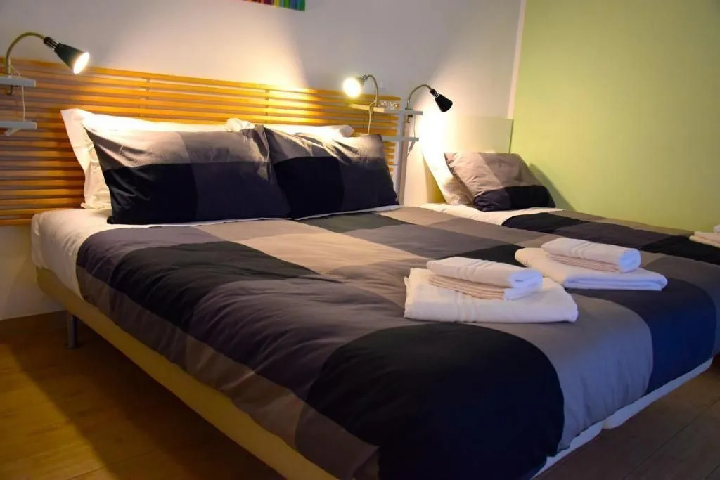 The Green Gate - Airport Guest House