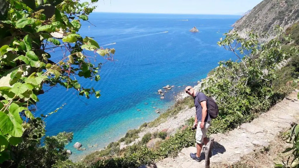 Mansard apart Alba - Sea 5 Terre-trekking-excursions-relax