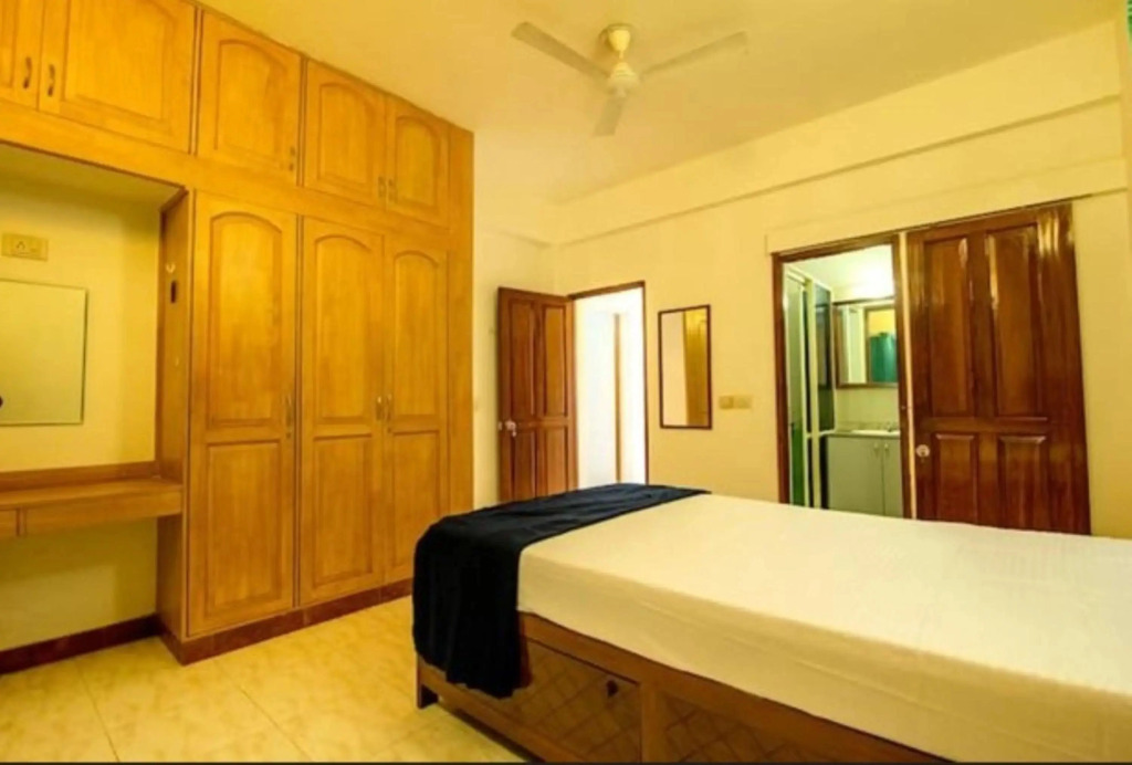 Dona Paula Apartment