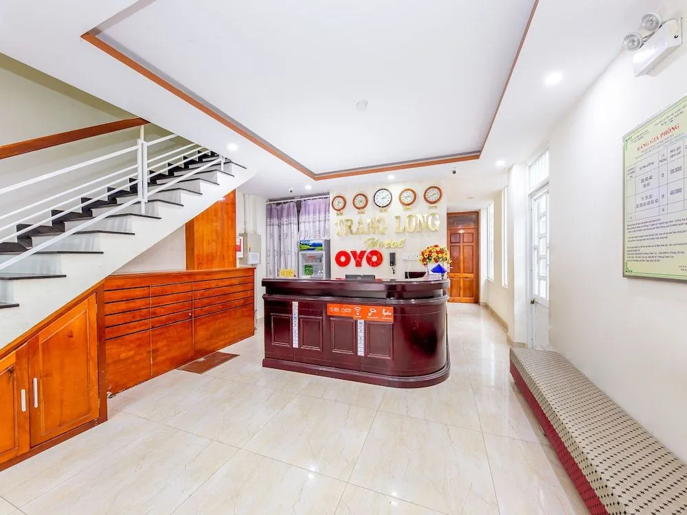 OYO 587 Trang Long