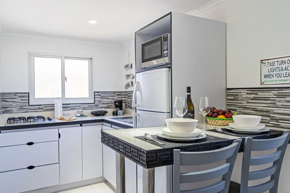 Love and Peace Vacation Rental Aruba