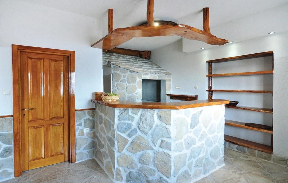 Nice Home In Omis With Sauna