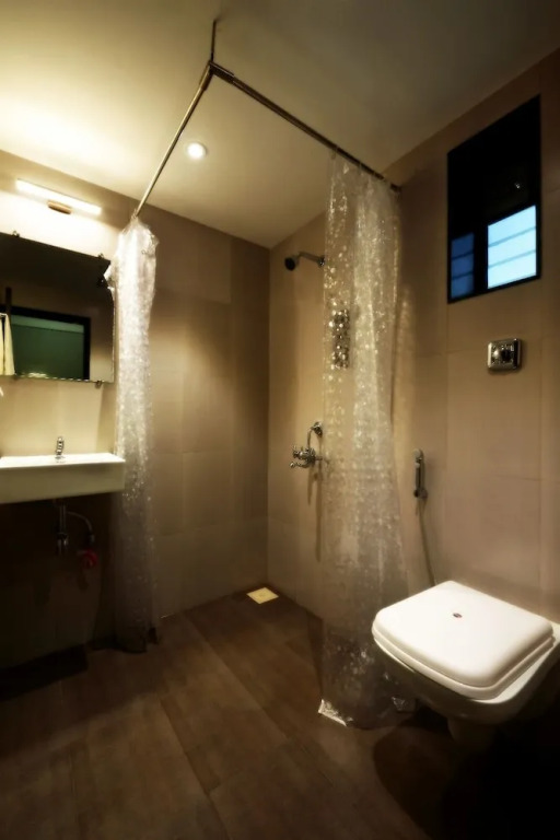 The Aksa Hotel