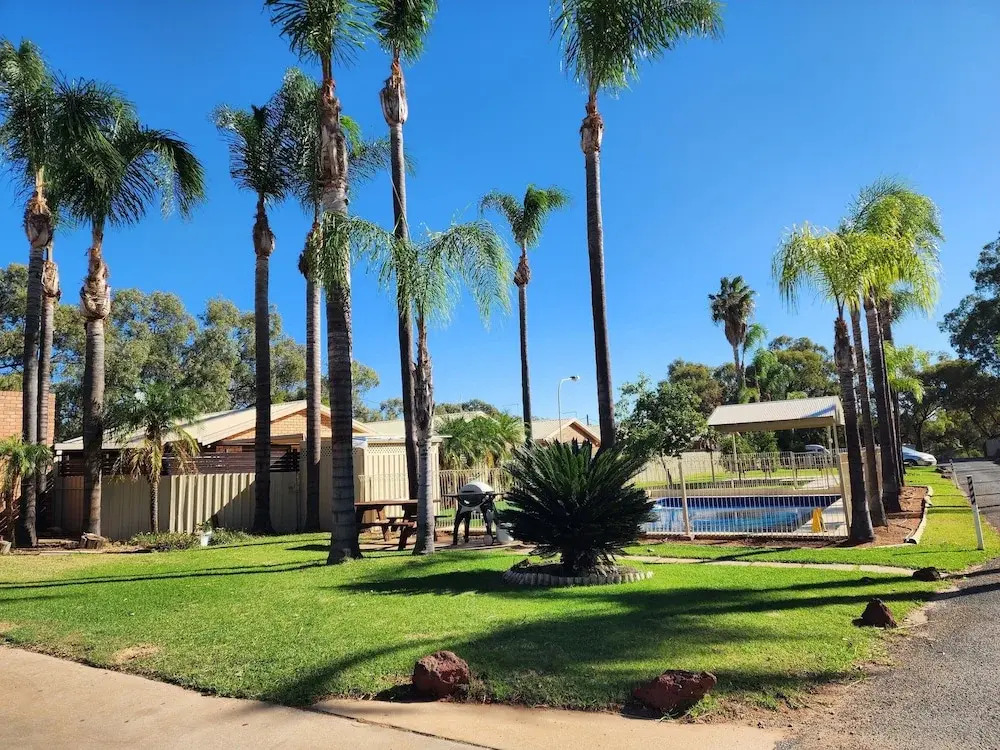 Sun River Resort