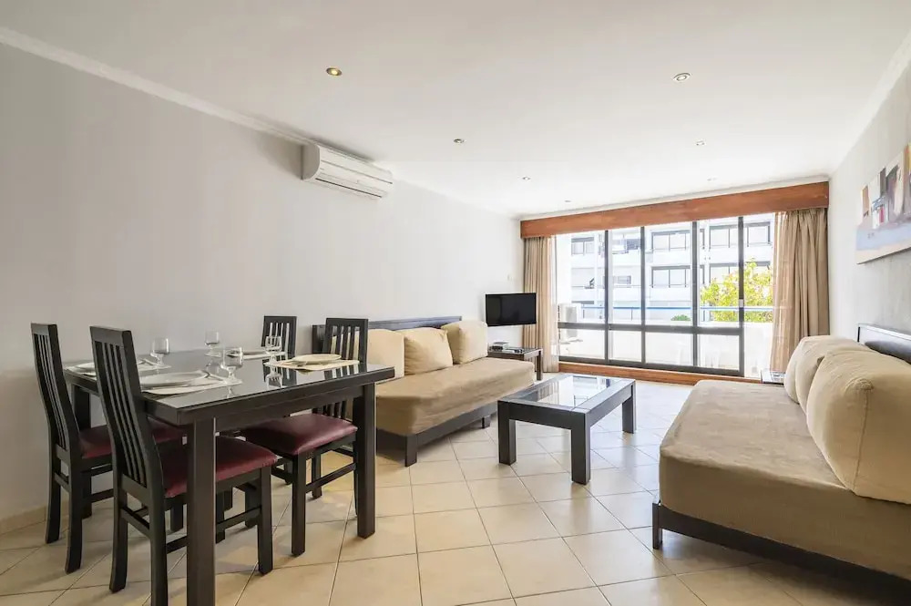Pé do Lago 1 Bedroom Apartment with Pool