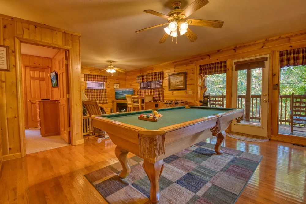 Smoky Mountain Getaway #435