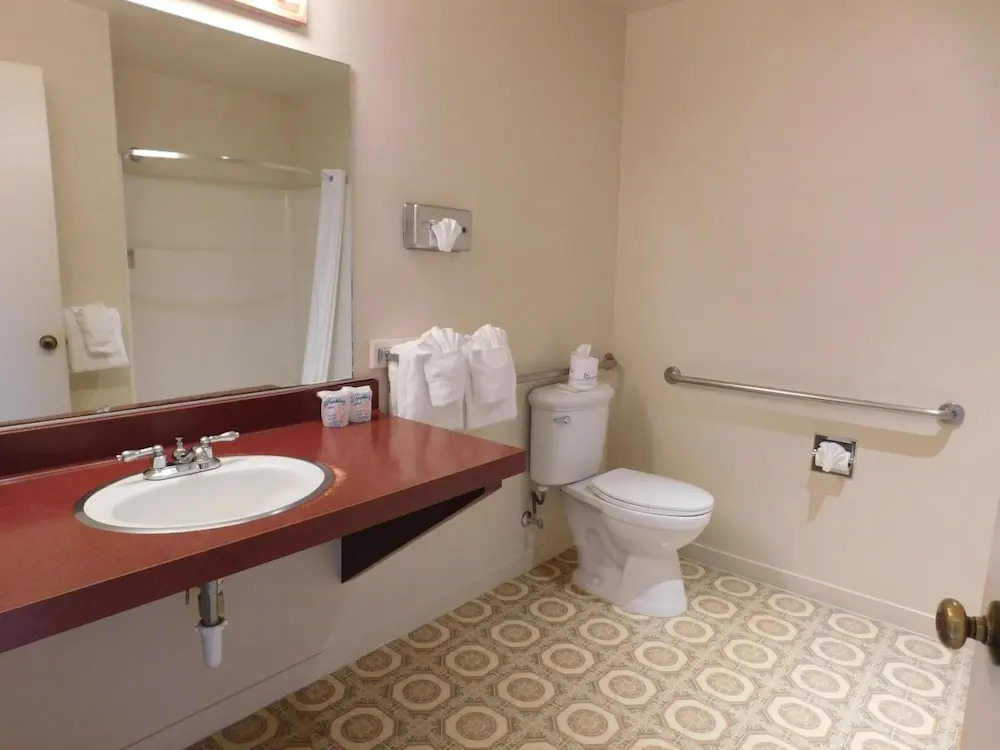 Pacific Gardens Inn