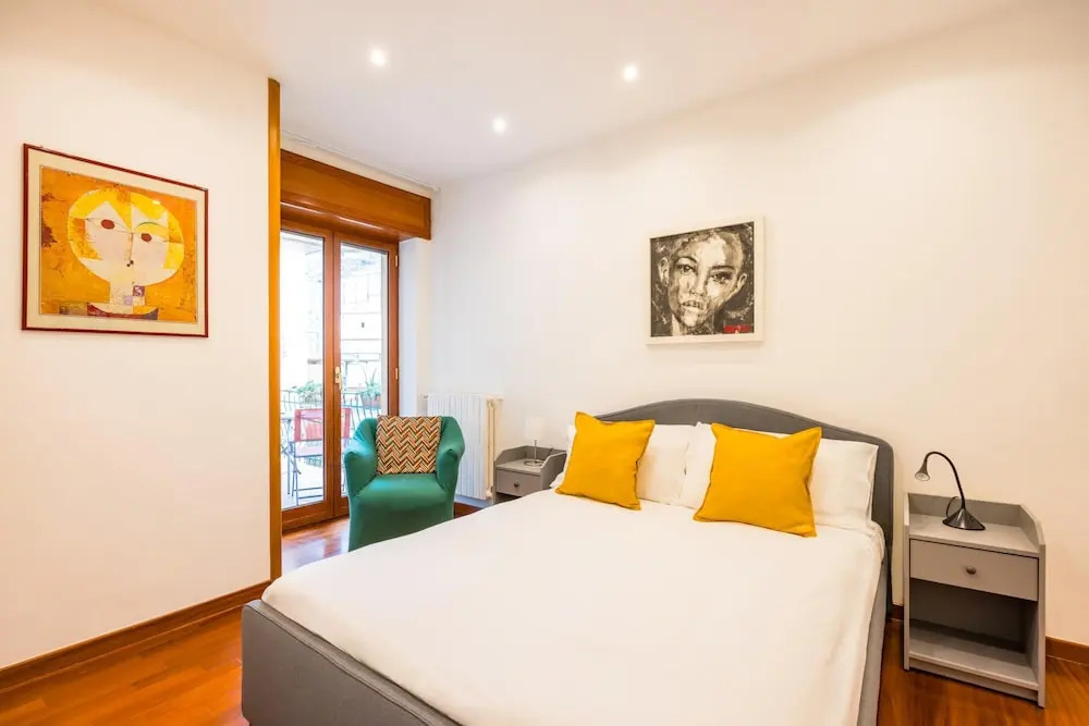 Colonna Classic Style Apartment by Wonderful Italy