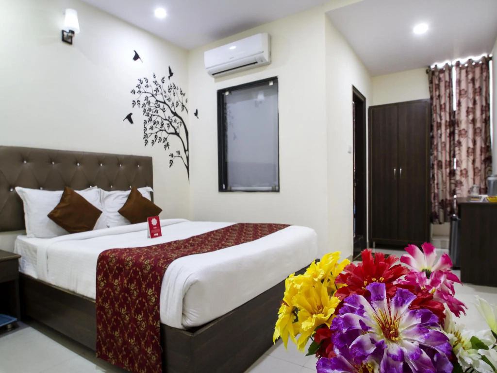 Collection O 3169 Hotel Lotus Grand