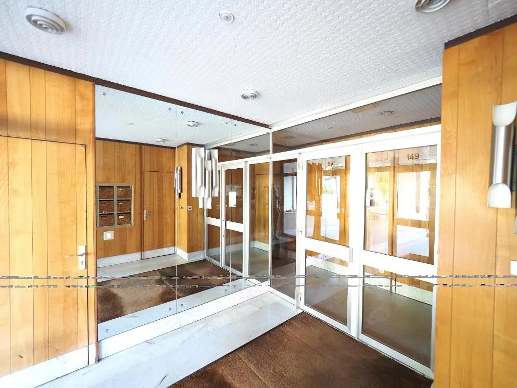 Appartement face aux thermes avec parking
