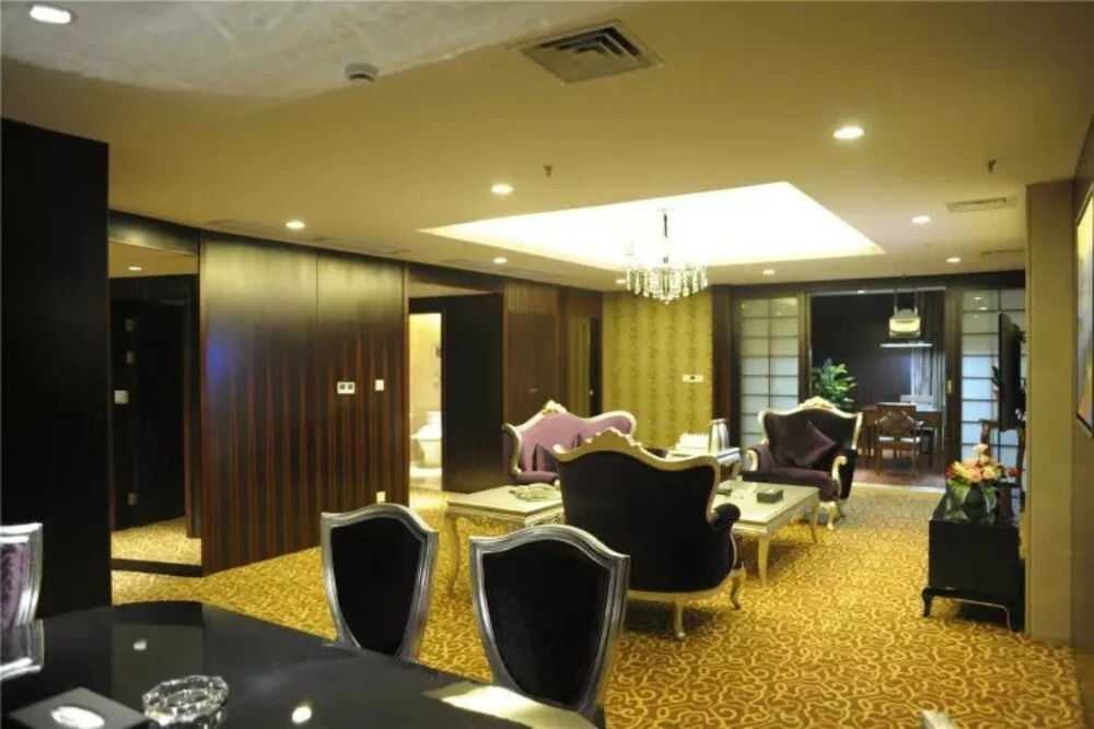 Junyi Dynasty Hotel