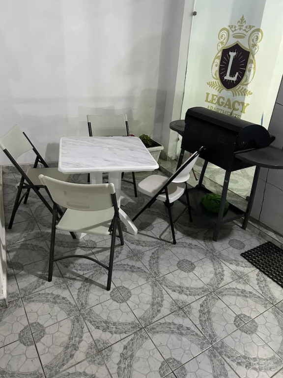 Legacy Apartments
