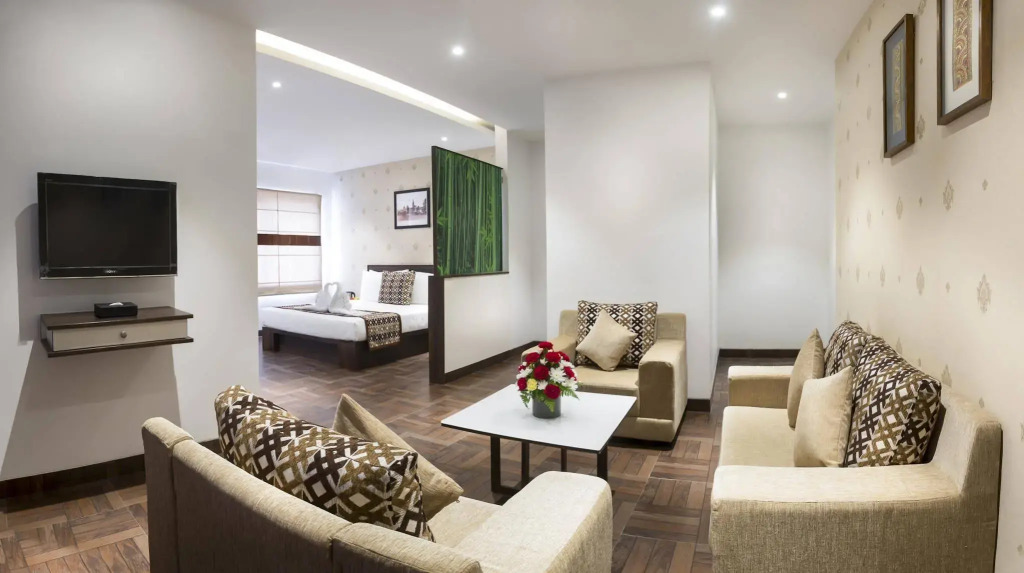 The Lotus Hotel Sameera