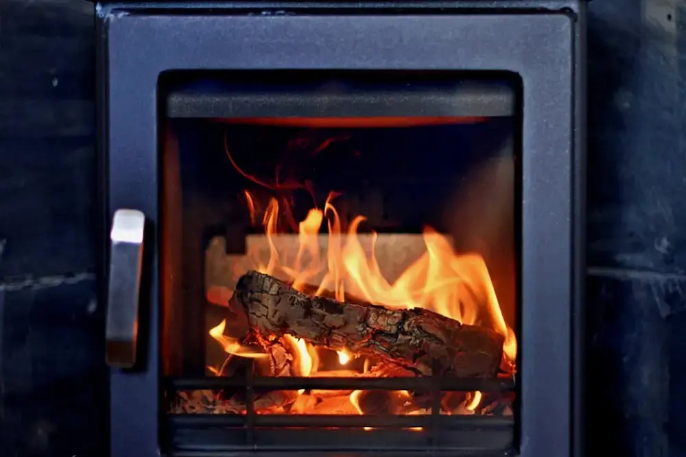 Pet-friendly Rural Retreat in Wales, No Deposit