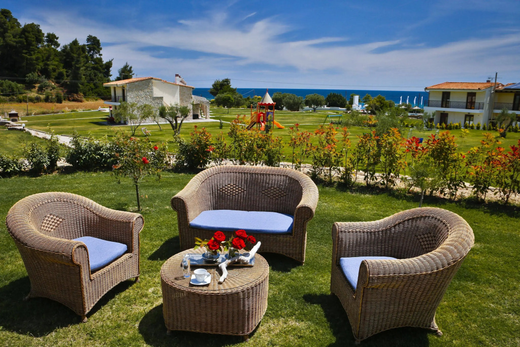 Nefeli Villas and Suites