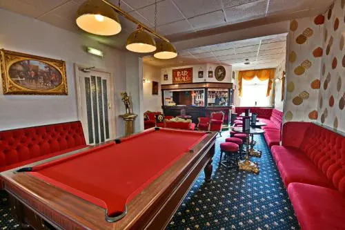 Falklands Hotel